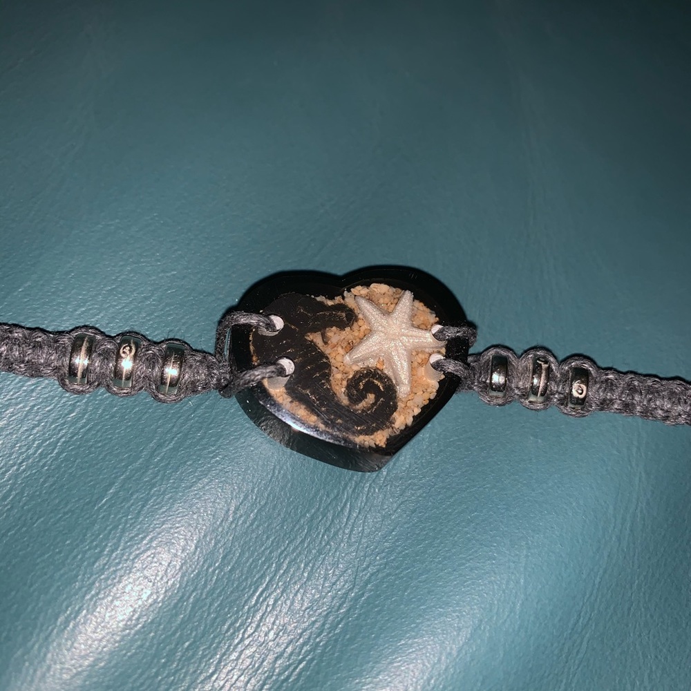 Black adjustable seahorse starfish heart bracelet